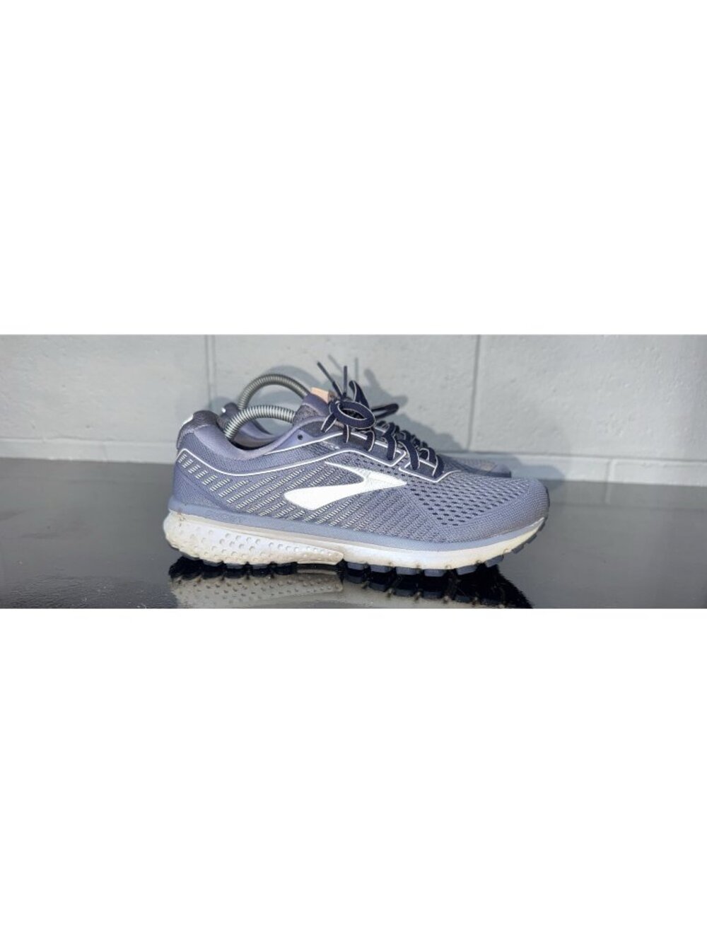 Brooks Ghost 12 Womens Athletic Running Shoes Size 8.5 Blue Peach Gray